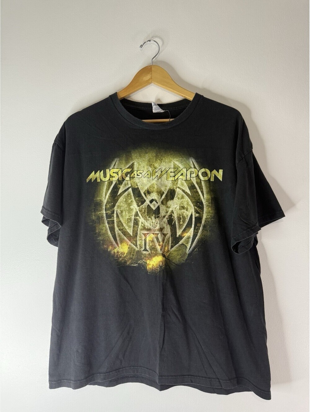 Disturbed 2009 Music As A Weapon Tour Shirt Size XL